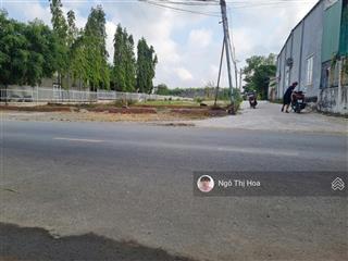 Bán đất giá rẻ gần coopmark phú mỹ giá 1,6ty/ 90m2 dân cư đông đúc, đường nhựa rộng 8m.