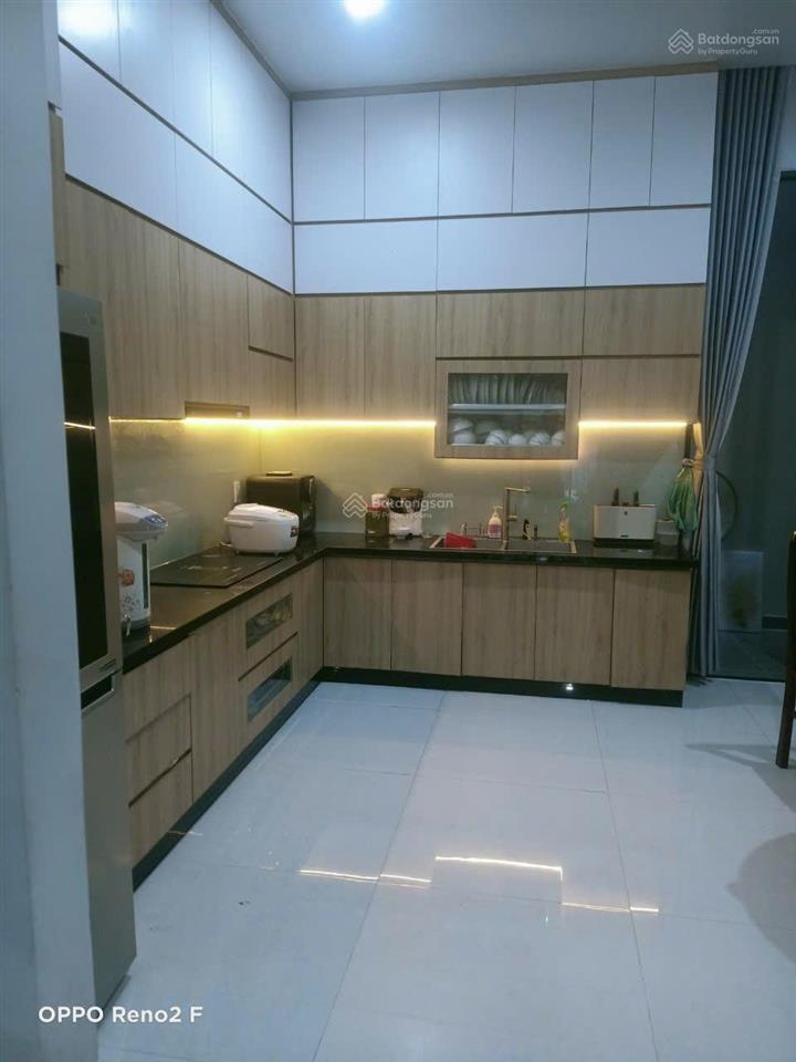 Cho thuê nhà 1 trệt 2 lầu mới xây full nội thất giá 12tr / tg đường phạm hồng, phường tân phước.