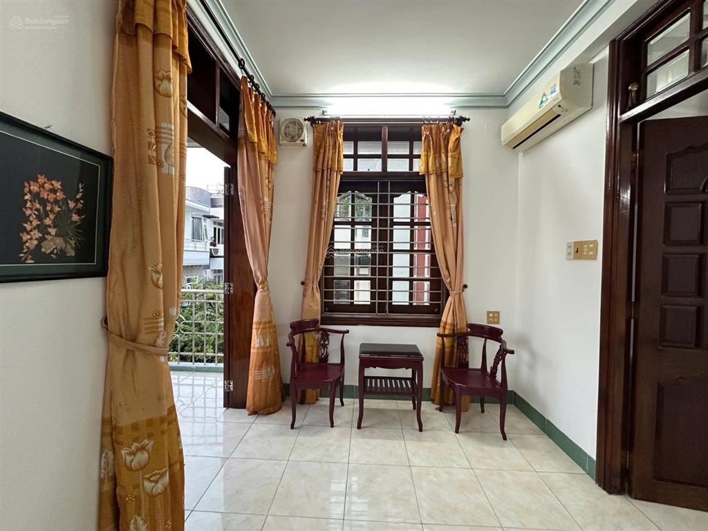 Cho thuê nhà nguyên căn 3 tầng khu bàn cờ, hẻm ô tô cao bá quát nha trang (petfriendly)