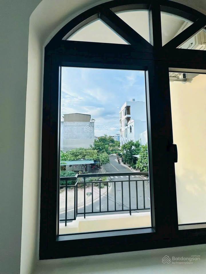 Cho thuê nhà mặt tiền hà quang 2 nha trang 56m² 3 tầng 20tr/tháng đường 12m ô tô tránh