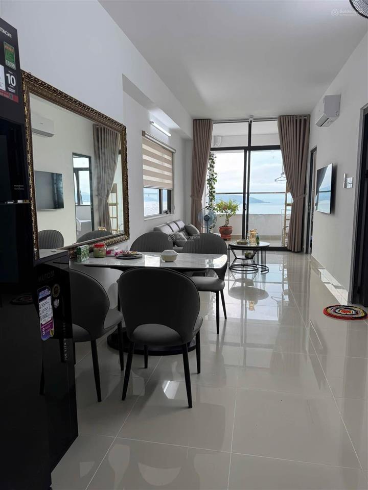 Giá tốt  cho thuê căn hộ napoleon view trực biển nha trang 3pn full nội thất