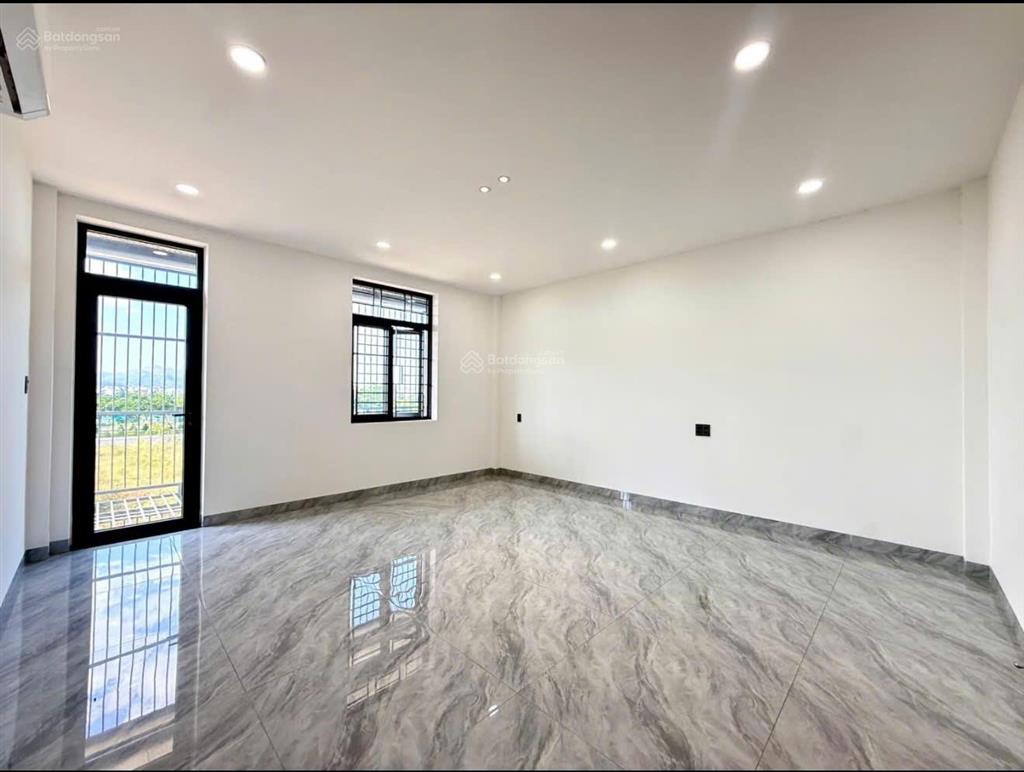 Cho thuê nhà kđt mỹ gia nha trang 270m² 3pn 4wc nội thất cơ bản giá 20tr/tháng