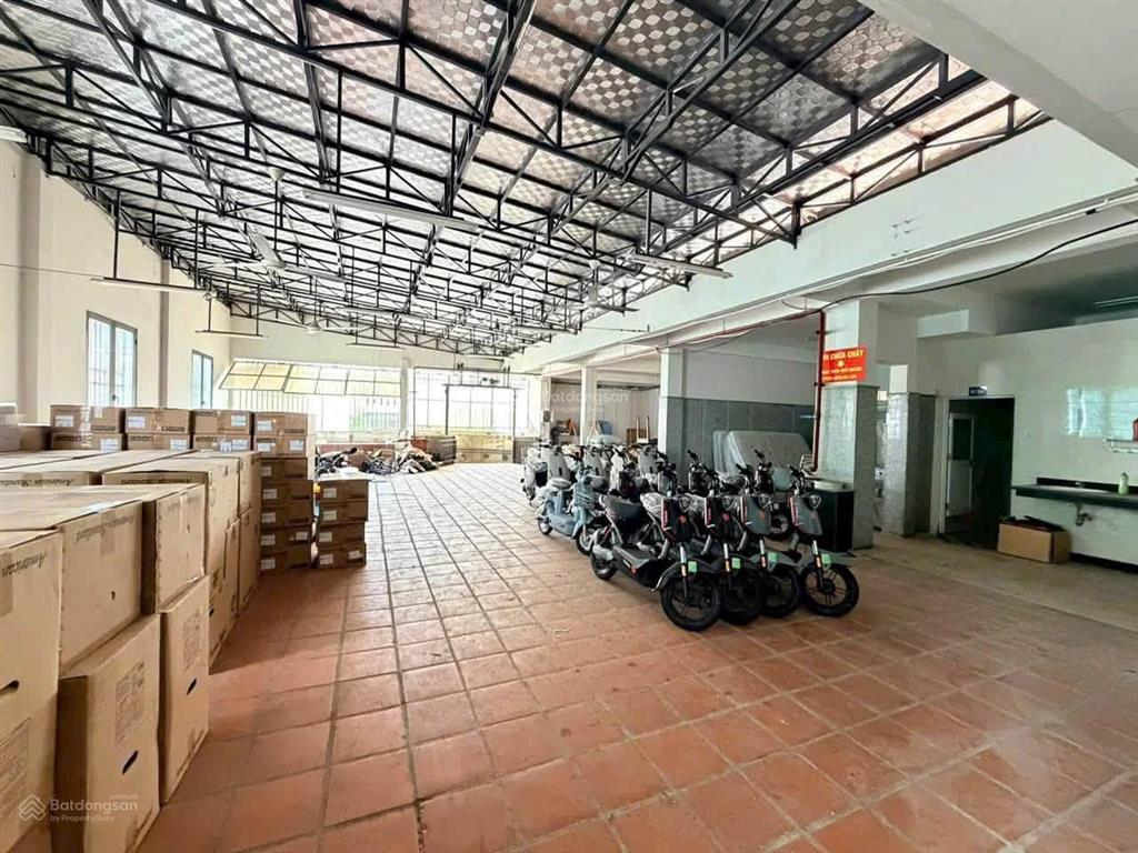 Cho thuê nhà mặt tiền lê hồng phong nha trang sàn 1000m² giá 65tr/tháng hợp kinh doanh showroom