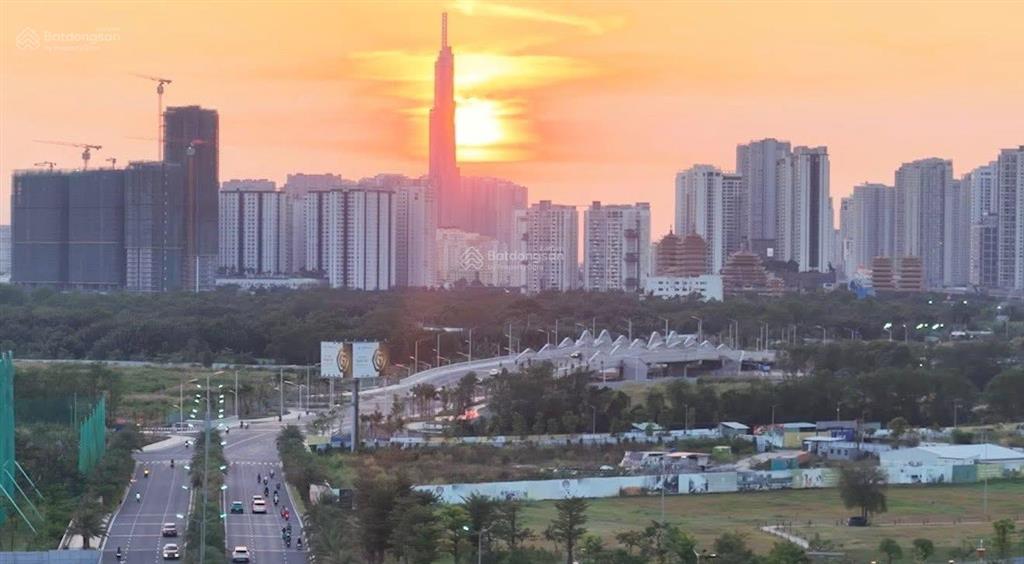 Bán căn góc nhỏ gia hoà giá 4,1 tỷ tầng thấp view công viên