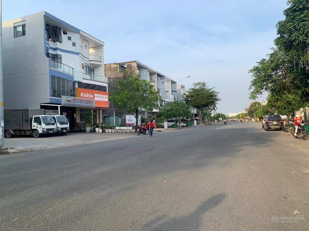 Bán lô đất rẻ nhất đường 30m khu khang điền còn sót lại 17,9ty  156m