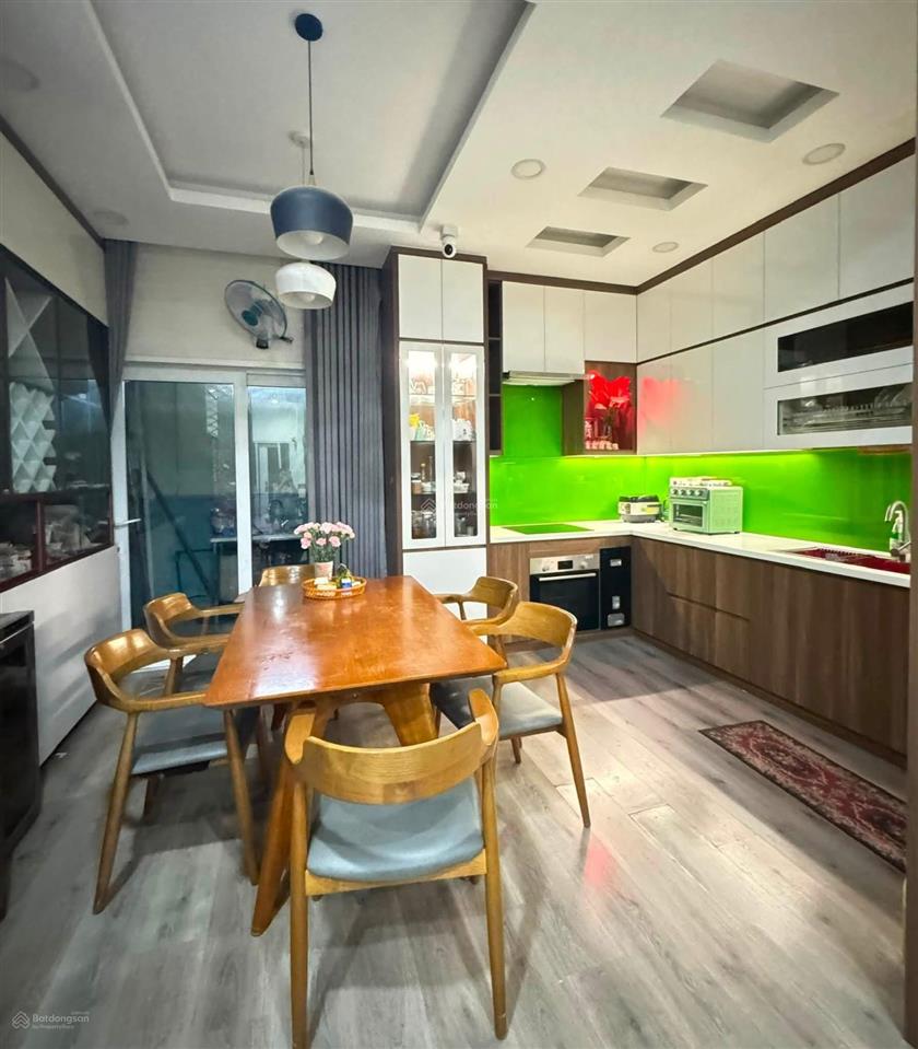 Bán nhà phố cao cấp riovista  đối diện công viên phước long b, quận 9
