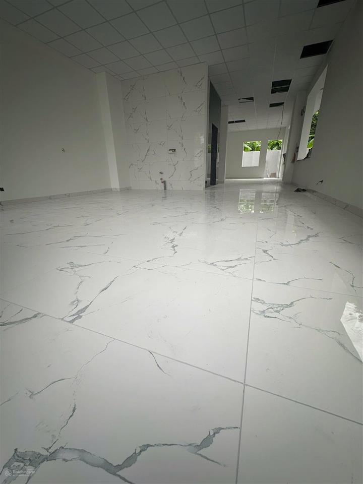 Văn phòng 40m2 5tr/tháng đường 30m rẻ hơn cho thuê căn hộ