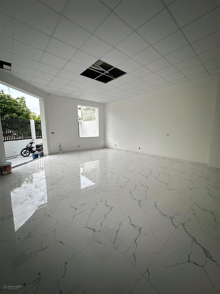 Văn phòng 40m2 5tr/tháng đường 30m rẻ hơn cho thuê căn hộ