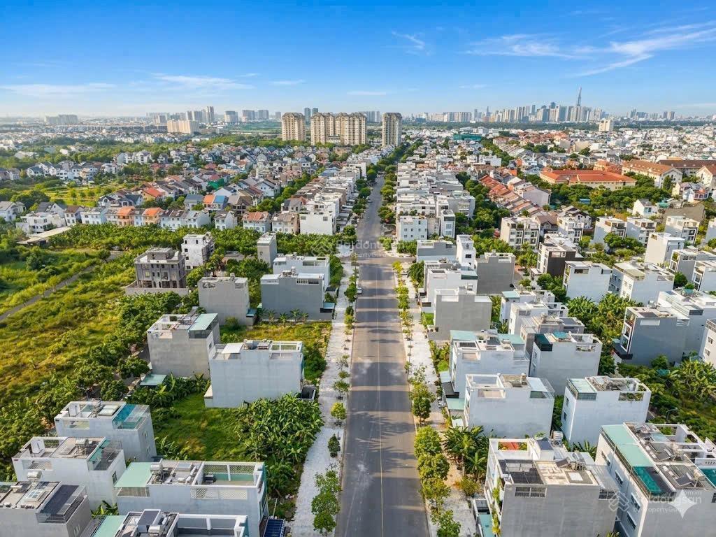 Chủ cần bán gấp giảm 3 tỷ còn 19,5 tỷ để ra nhanh nhà mặt tiền 30m huy cận nối dài khang điền