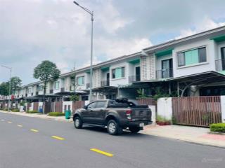 Rẻ nhất sun casa central 2,8 tỷ / căn 2 tầng , cho thuê 1214 tr/ tháng . vay được 80% .