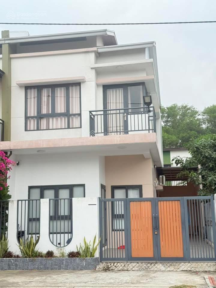 Chỉ cần 300 triệu sở hữu căn nhà 2 tầng tại tp hcm. sổ hồng sẵn, mua nhà tặng đất. thuê từ 57 tr