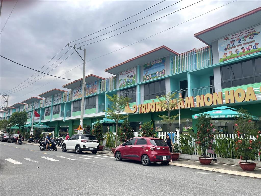 Lời ngay khi mua, shophouse 2 tầng rẻ nhất oasis city, giá 1 tỷ 7 , dân cư đông đúc.