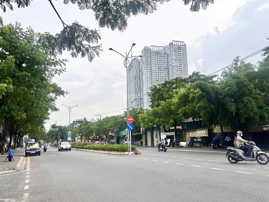 Đất mặt tiền trần văn ơn, ngay đại học thủ dầu một  giá 12,7 tỷ