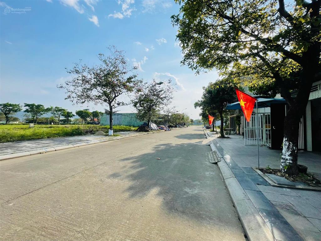 Bán đất golden hills, khu a2  b2.55, gần trường đàm quang trung, gần công viên tuyệt đẹp!