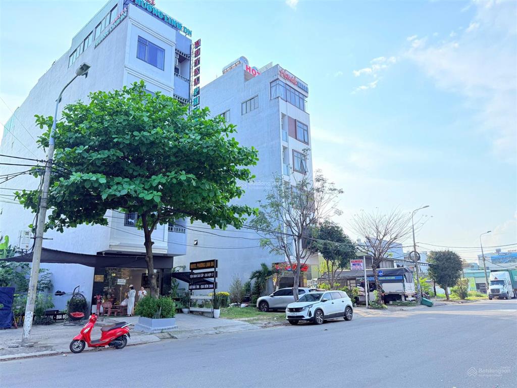Bán đất xây khách sạn, tòa căn hộ, đường 15m bàu mạc 23, gần biển nguyễn tất thành