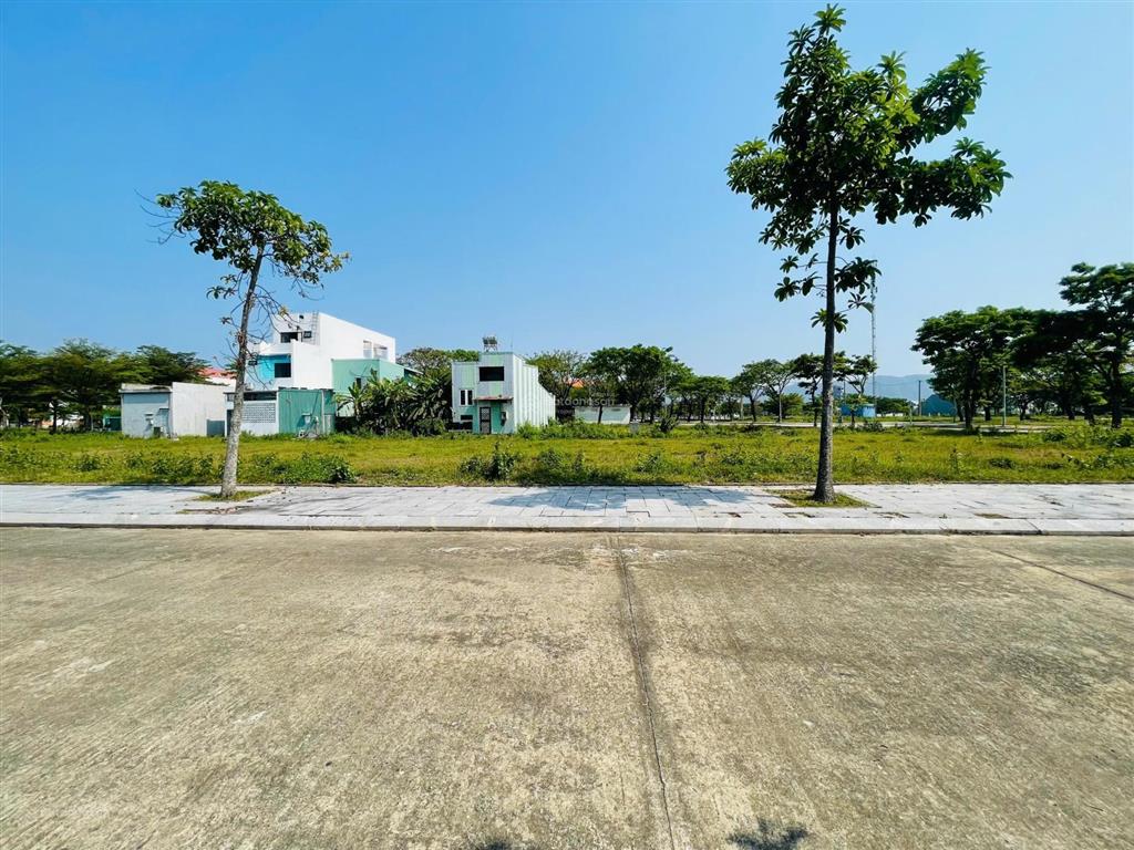 Bán lô biệt thự golden hills rộng 250m2, trực diện công viên tuyệt đẹp!