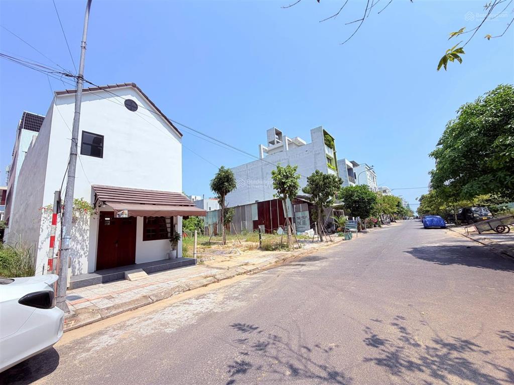 Bán đất trần minh tông, 105m2, đường 7m5 thông biển nguyễn sinh sắc