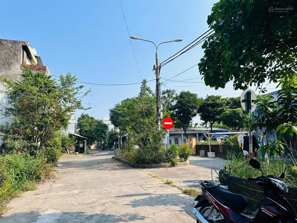 Bán đất hàm trung 7, liên chiểu, ngang 5.7m, giá mềm, kdc đông đúc!