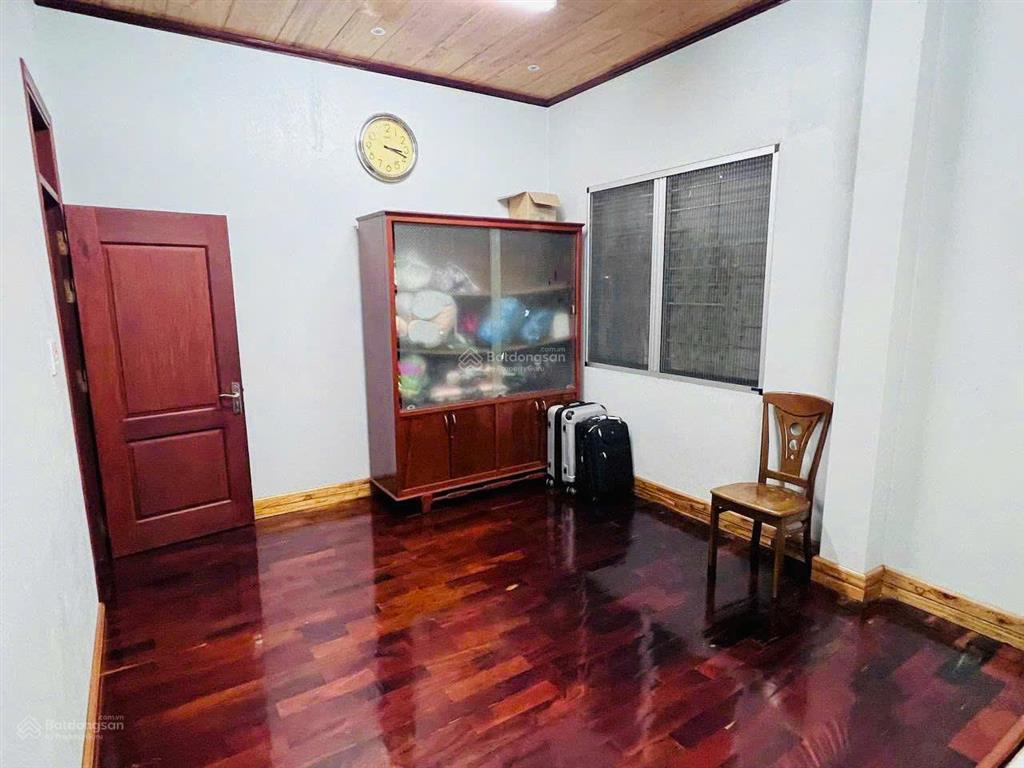 Bán nhà mặt tiền nguyễn chánh rộng 181m2, gần biển, tiện kinh doanh buôn bán
