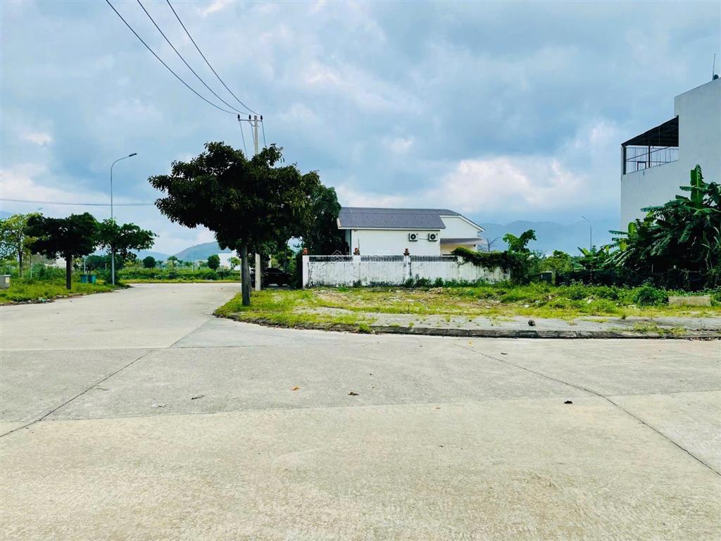 Bán lô góc đẹp ngay công viên, cạnh sông, gần biển, hòa hiệp nam, liên chiểu