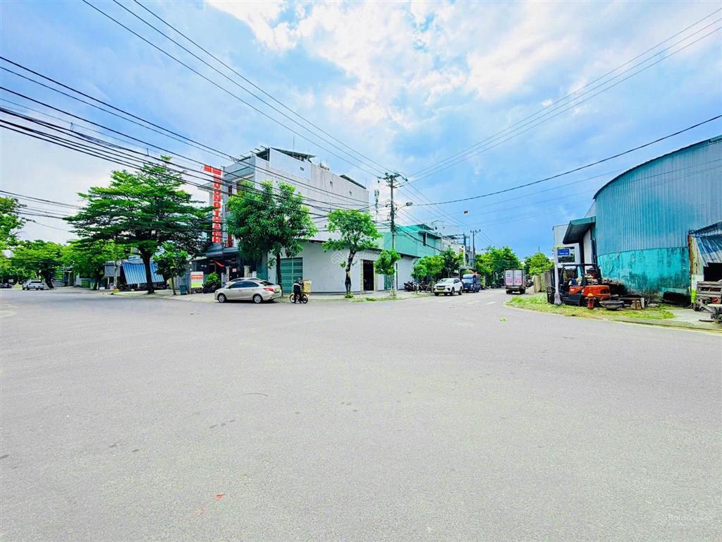 Bán lô góc siêu vip đường 10m5 thanh tịnh, trục kinh doanh gần bến xe đà nẵng