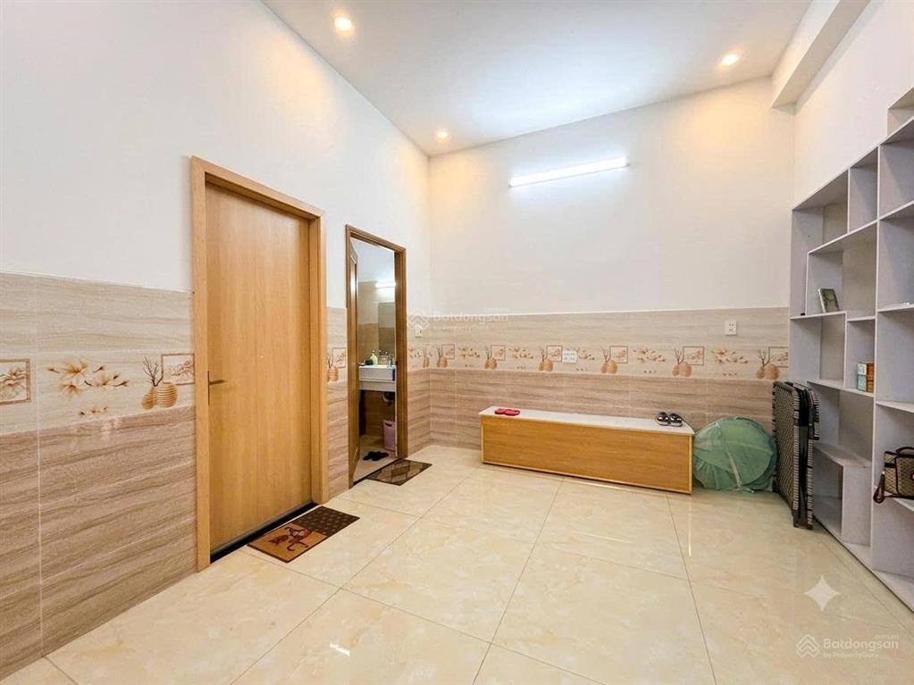 Bán nhà 3tầng hoà phú 24  sát trục nguyễn sinh sắc  cách biển 800m