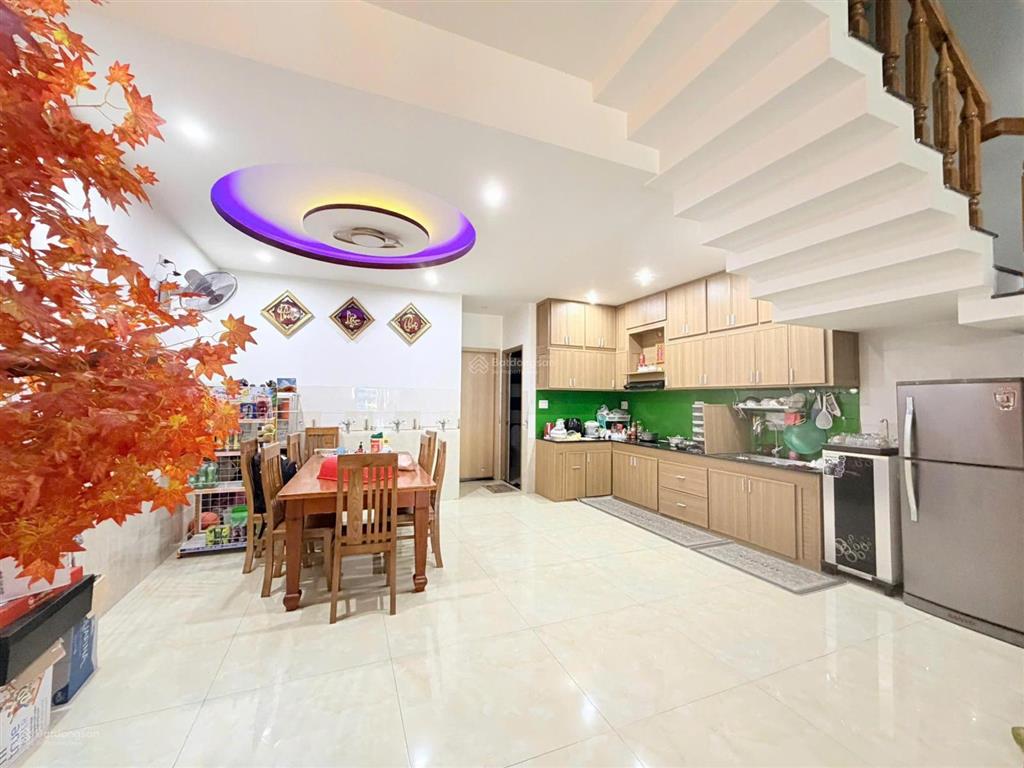 Bán nhà 3tầng hoà phú 24  sát trục nguyễn sinh sắc  cách biển 800m