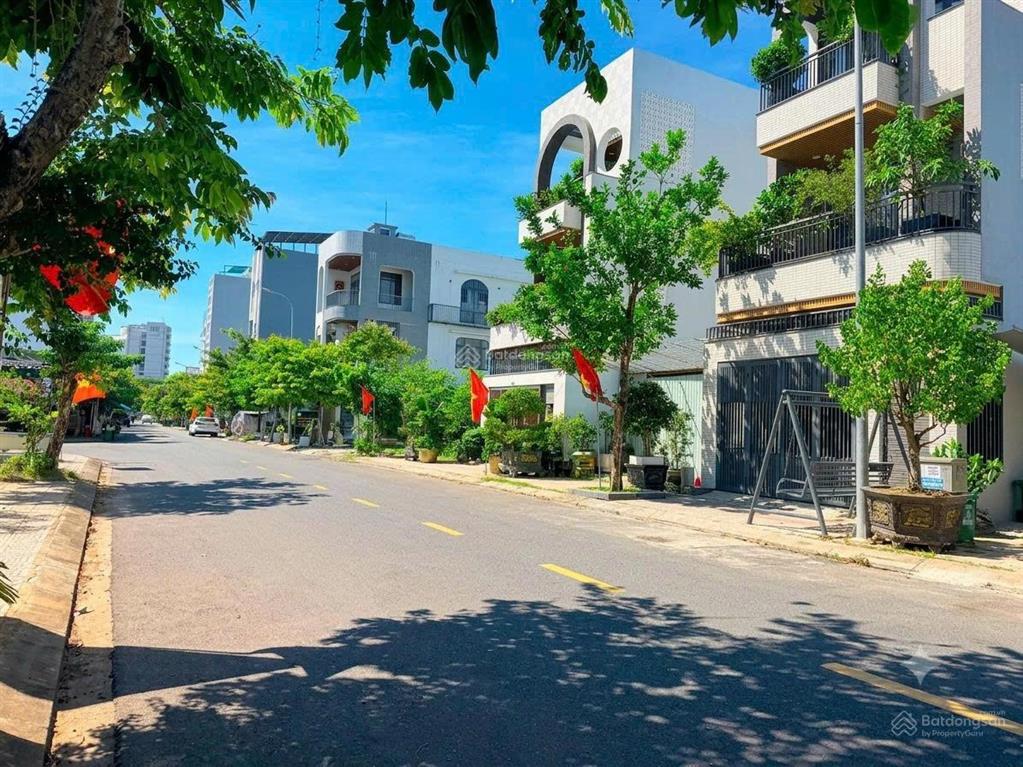 Bán nhà 3tầng hoà phú 24  sát trục nguyễn sinh sắc  cách biển 800m