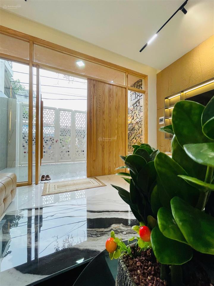 Bán nhà đẹp 3 tầng hòa minh 21, gần biển nguyễn tất thành, full nội thất