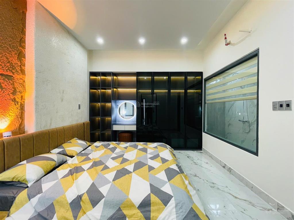 Bán nhà đẹp 3 tầng hòa minh 21, gần biển nguyễn tất thành, full nội thất