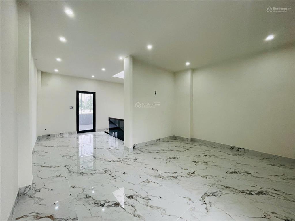 Bán nhà đẹp 3 tầng hòa minh 21, gần biển nguyễn tất thành, full nội thất