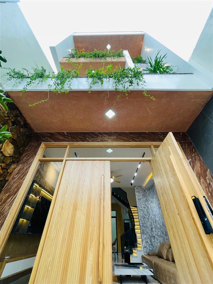 Bán nhà đẹp 3 tầng hòa minh 21, gần biển nguyễn tất thành, full nội thất