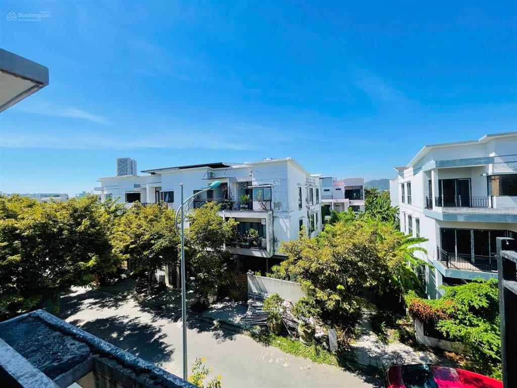 Bán nhà thô 3 tầng rộng 120m2 (6x20m) tại eco charm đà nẵng