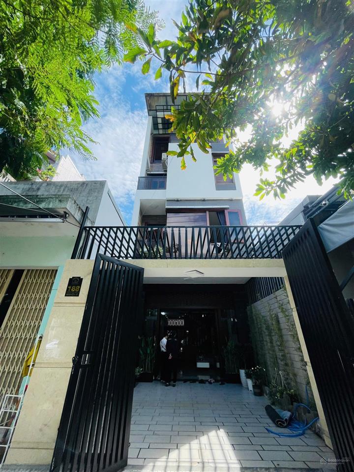 Bán nhà đẹp 4 tầng đường 7m5 nguyễn xí, cách biển 700m, dòng tiền 2530tr/tháng