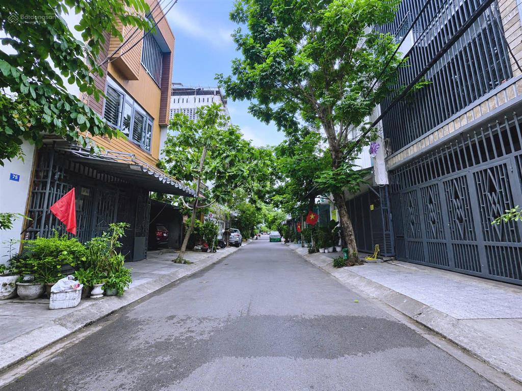 Bán đất lê văn thịnh gần biển nguyễn tất thành
