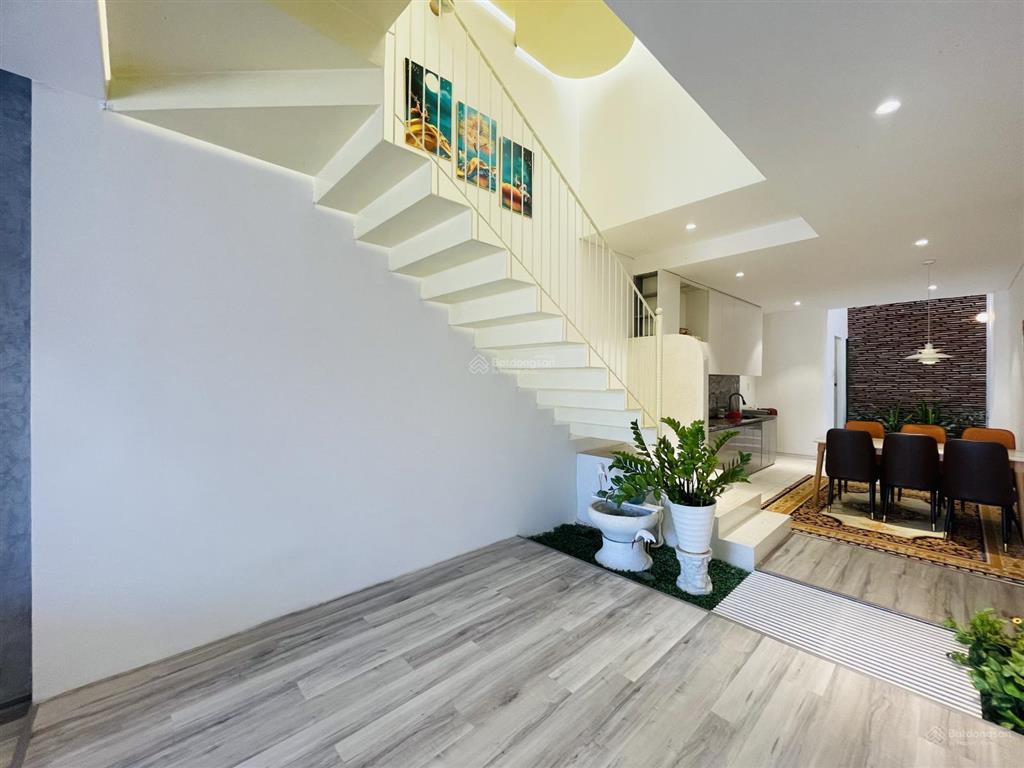 Bán nhà đẹp kiệt 5m nguyễn chánh, dọn vào ở ngay