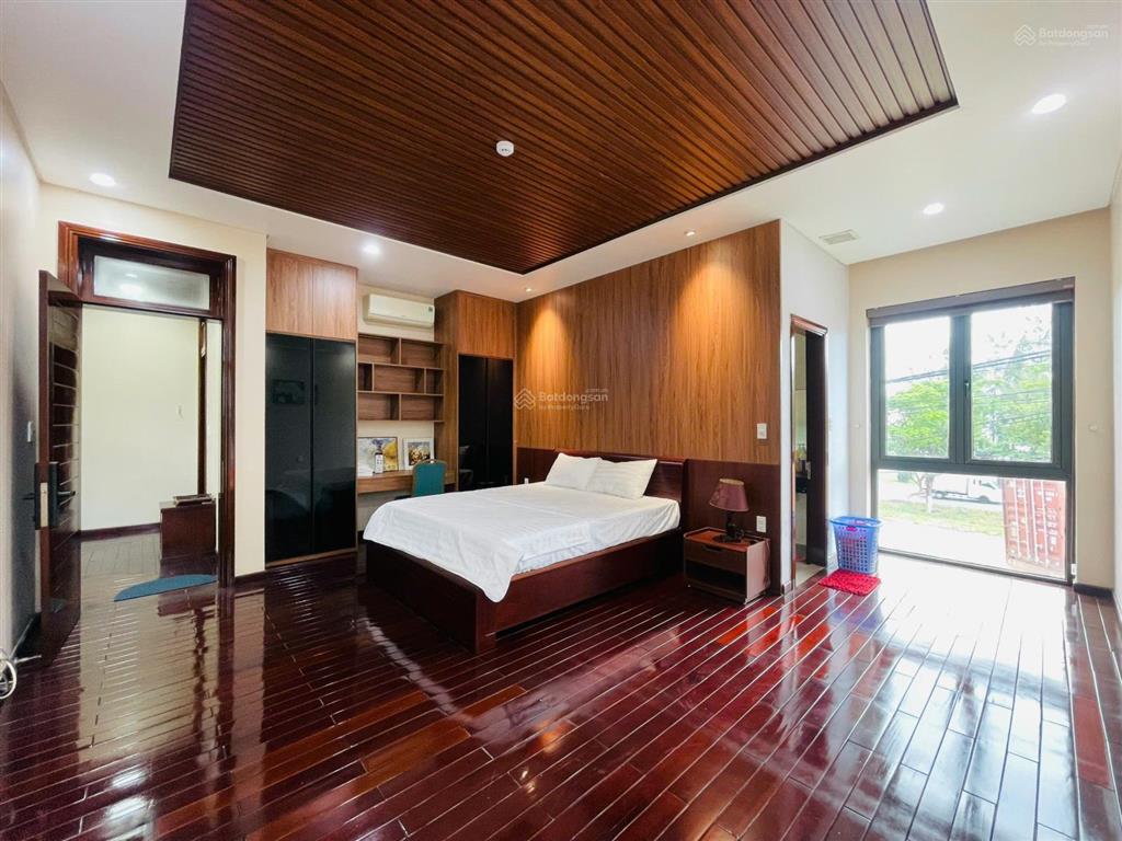 Bán biệt thự biển gần 400m2 ngay trung tâm vịnh đà nẵng