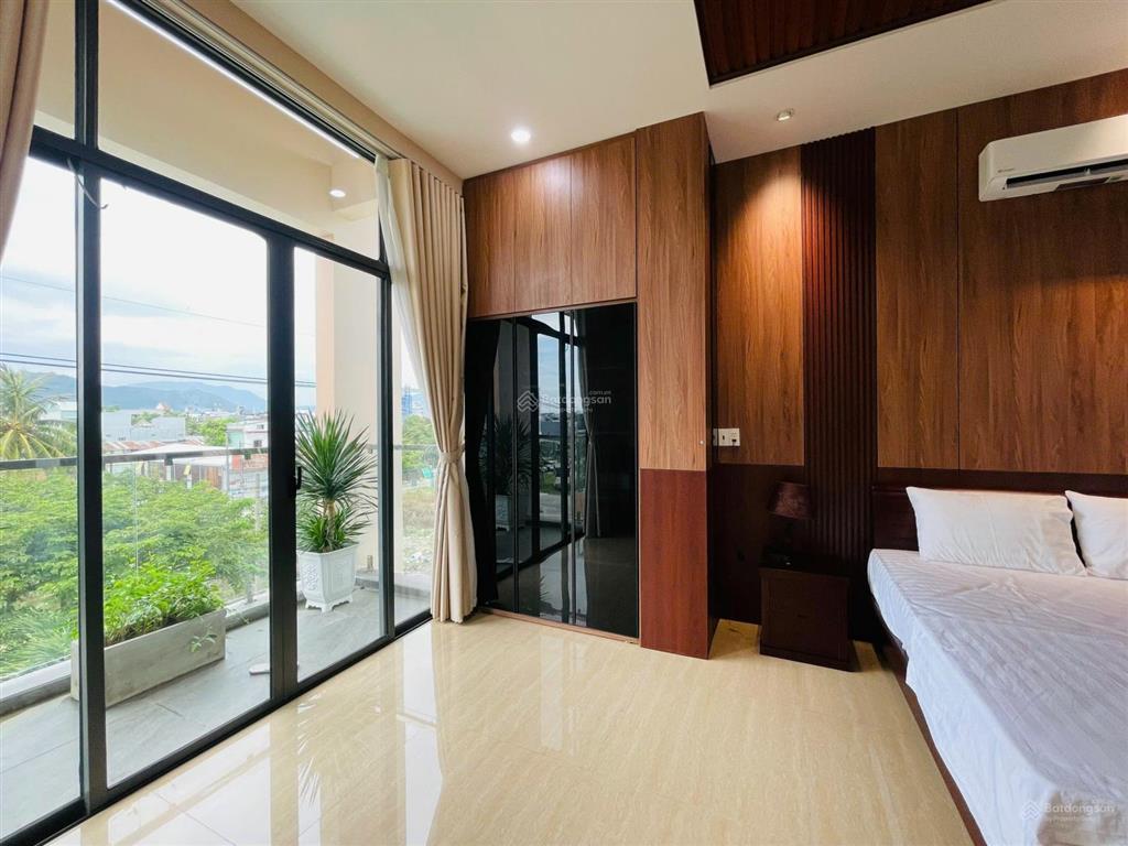 Bán biệt thự biển gần 400m2 ngay trung tâm vịnh đà nẵng