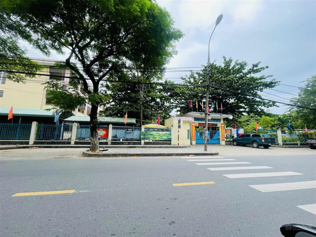 Bán đất mặt tiền âu cơ rộng 176.8m2 (6.8x26m), tặng dãy trọ 7 phòng, gần trường tiểu học âu cơ