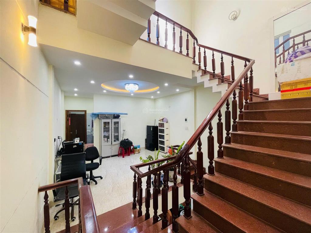 Bán nhà 2 tầng k146 phan văn định rộng 148.7m2 gần sát biển