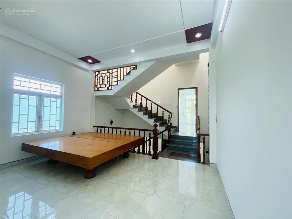 Bán nhà 3 tầng vũ lập, đường 7m5 gần đh duy tân, hoàng văn thái