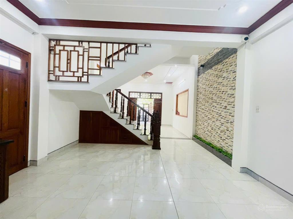 Bán nhà 3 tầng vũ lập, đường 7m5 gần đh duy tân, hoàng văn thái