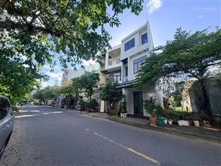 Bán đất 2 mặt tiền tô hiệu và hòa phú 9, gần hoàng thị loan