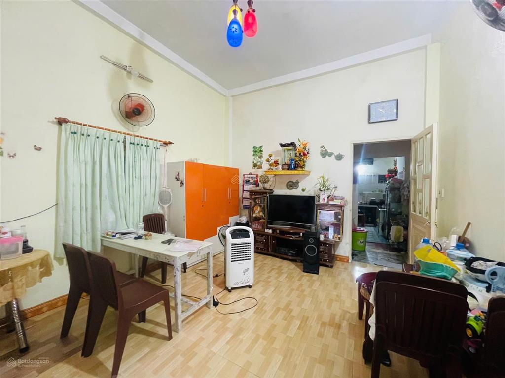 Bán nhà c4 kiệt hoàng thị loan thông tô hiệu, bàu năng 11