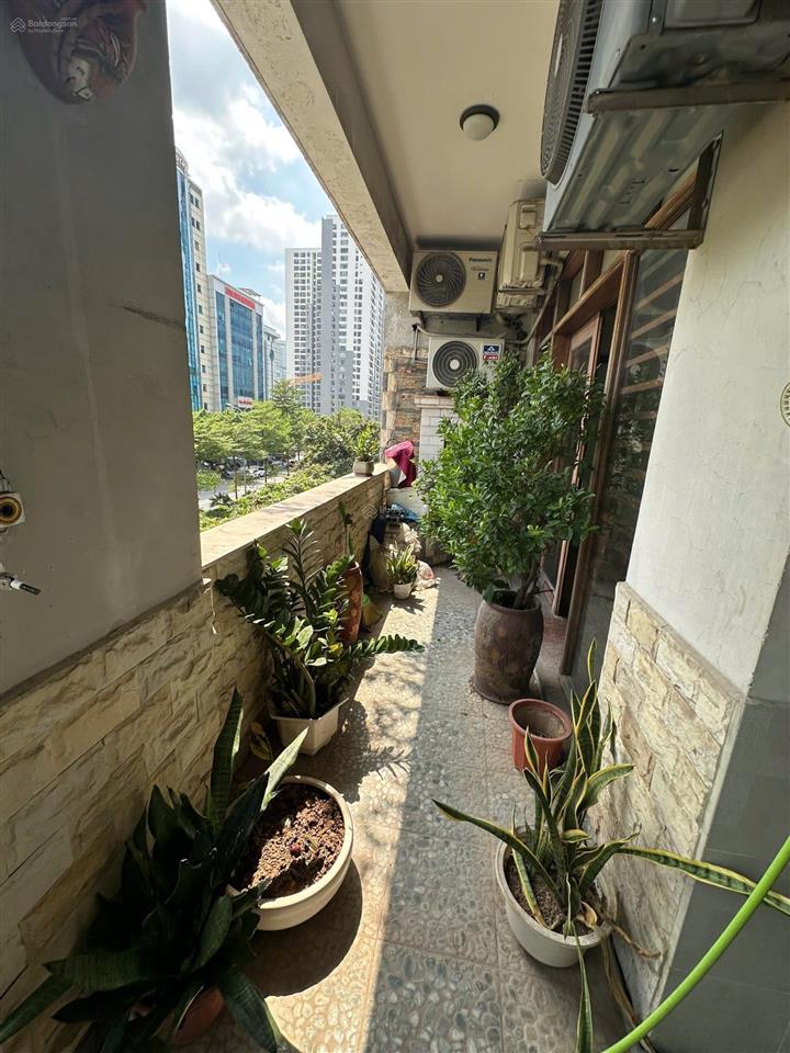 Cho thuê cc 3pn, 2wc tại trần thái tông, 16 triệu, 150m2, đẹp, nhiều tiện ích