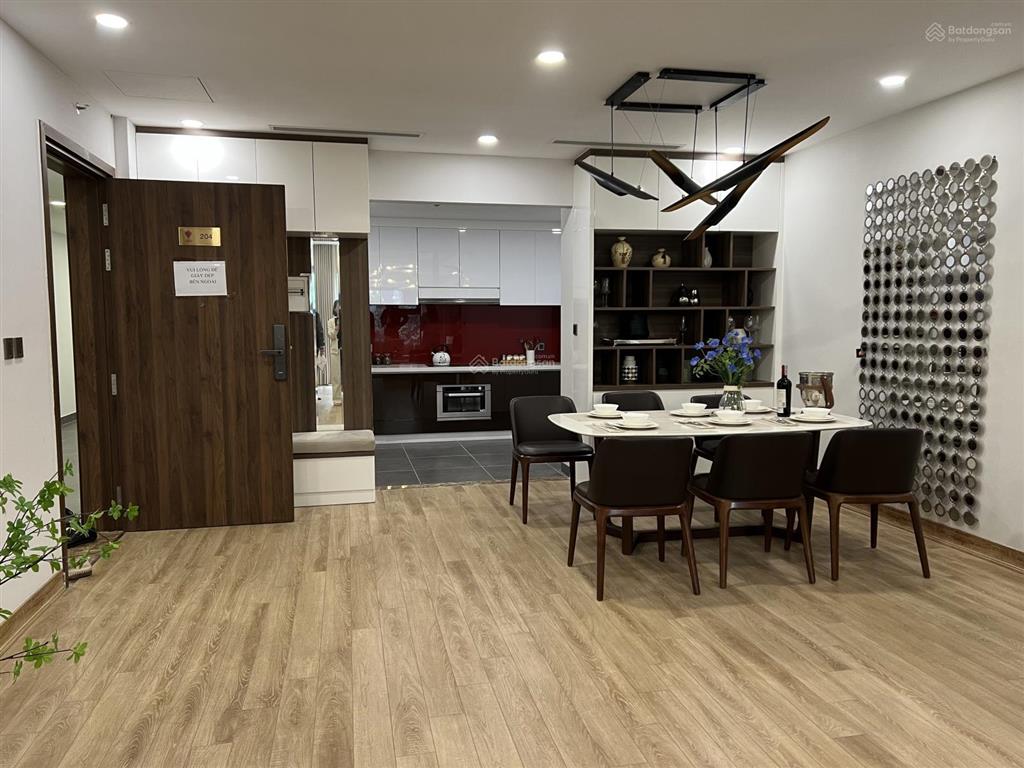Cho thuê cc 3pn, 2wc tại trần thái tông, 16 triệu, 150m2, đẹp, nhiều tiện ích