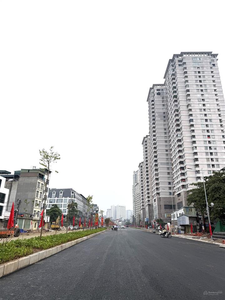 Cho thuê 2 ngủ n07 giá 14tr/tháng mặt đường thành thái ngay công viên cầu giấy