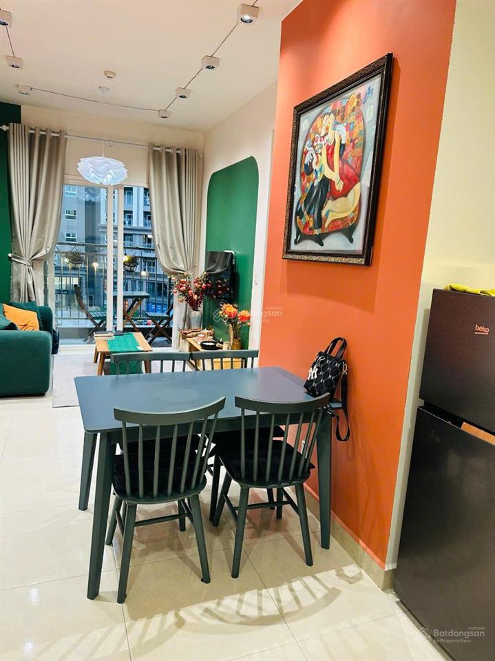 Cần bán gấp 2pn full nội thất đẹp giá 1,85 tỷ ở dragon castle cạnh aeon mall.  0949 240 ***