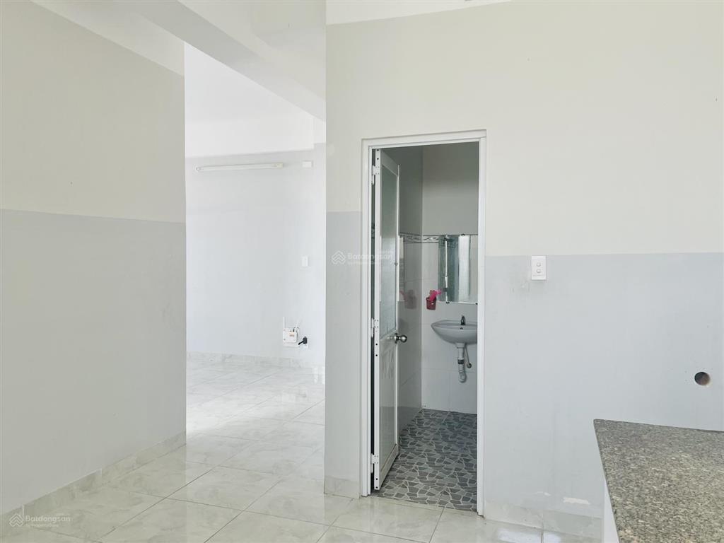 Cho thuê căn hộ 2pn 60m2 trung tâm phan thiết, 4 triệu/tháng,  0987 880 ***