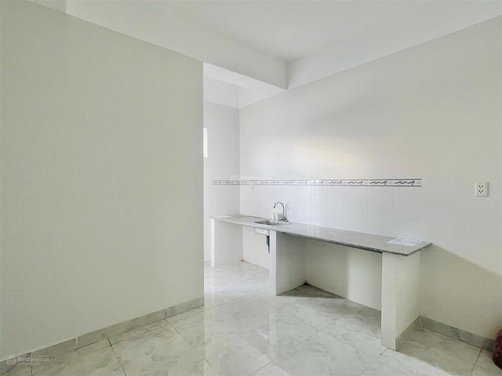Bán căn thương mại 60m2 hqc phú tài, tầng 8, căn góc, 2pn, view hồ đẹp.  0987 880 ***